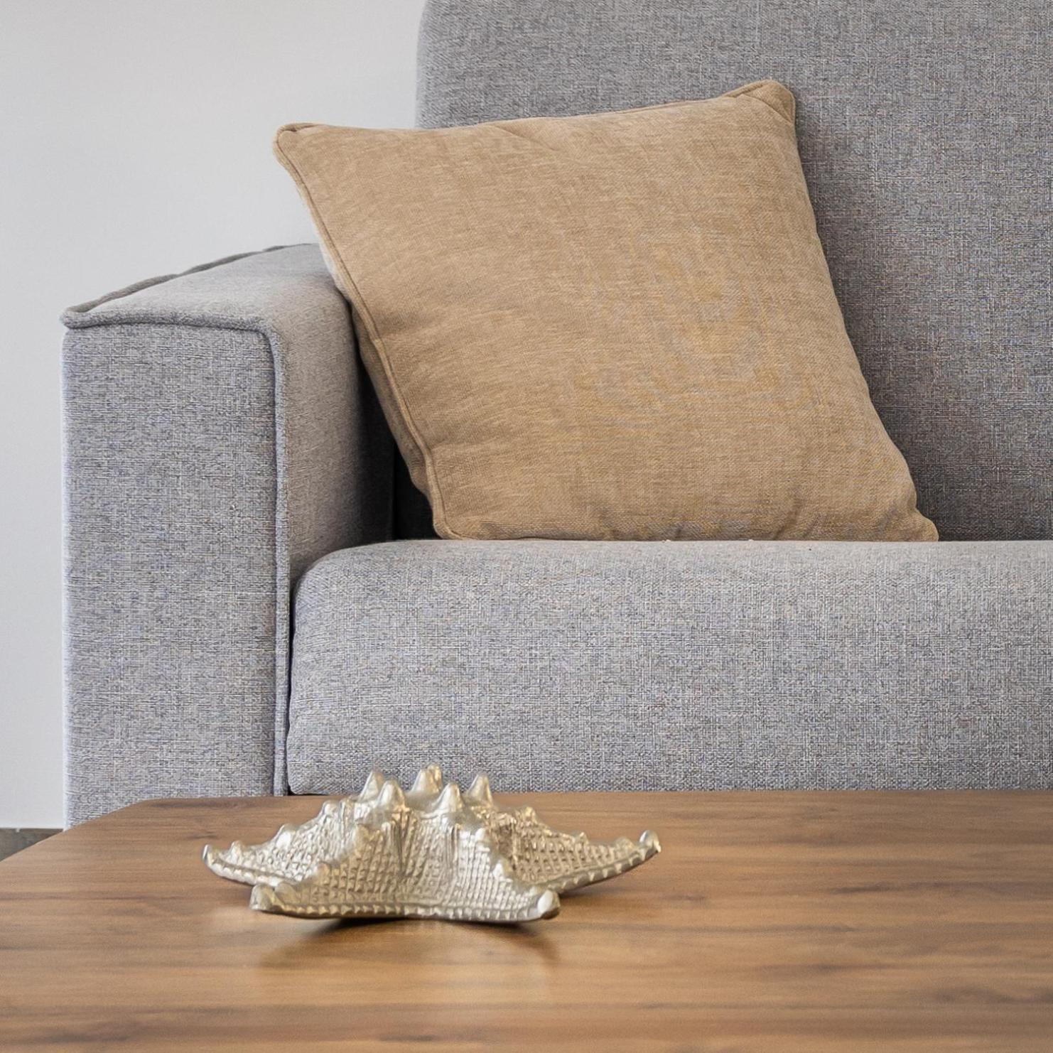 Brand New Elegantly Furnished In *